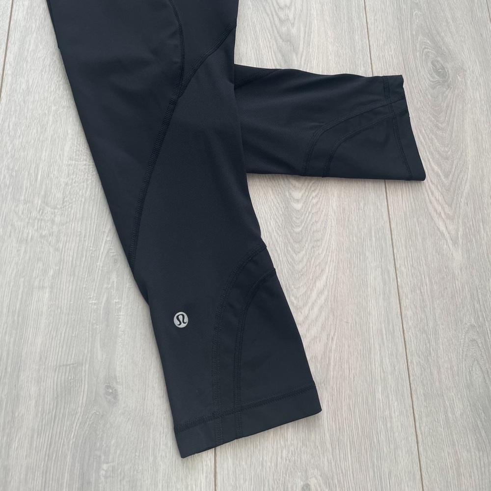 LULULEMON Run Inspire Crop II - Luxtreme + Mesh - Picture 7 of 16